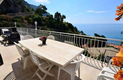 Eze Villa | Villa piscine Eze bord de mer à 500m de la plage