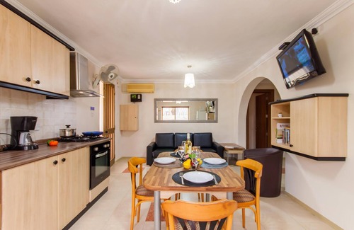 Ta' Bragg Apartment | Villa & Pool 2 Mellieha Bay Retreat