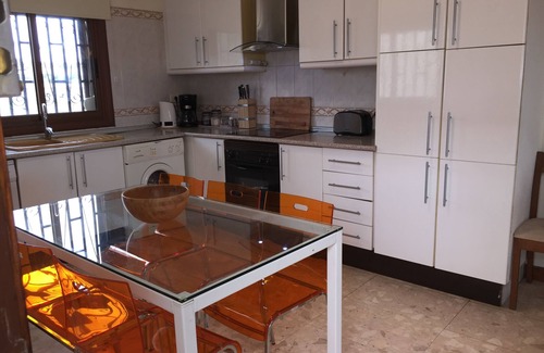 San Miguel de Abona Villa | Villa, pool, 8 persons overlooking the golf course and the Amarilla wifi sea