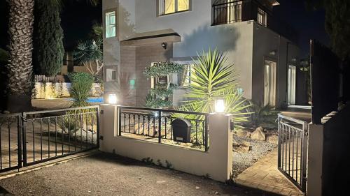 Ayia Thekla Villa | Villa Porta Aurea