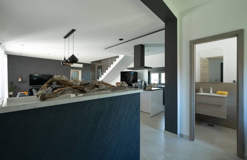 Peruski Villa | Villa Posidonia near Pula with sea view and surrounded by olive trees