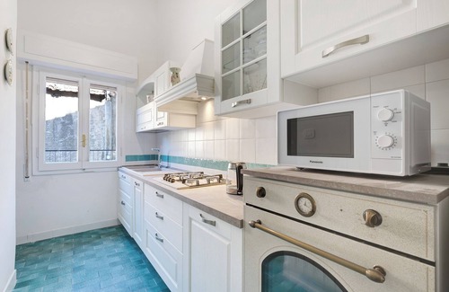Savona Villa | Villa "Pratolina" with Private Terrace, Balcony & Wi-Fi