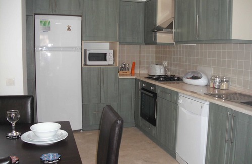 Fethiye City Center Villa | Villa: Private Pool, gated gdn, forest views, 6 minutes to beach, cafe, s'mkts