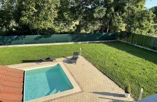 Chevry Villa | Villa Proche de Génève, Pour Skier Dans le Jura ou Profiter de la Piscine en été