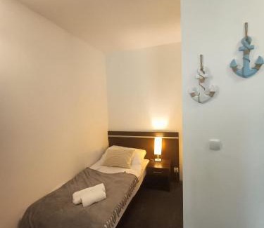 Kolobrzeg Apartment | Villa Promienna 7