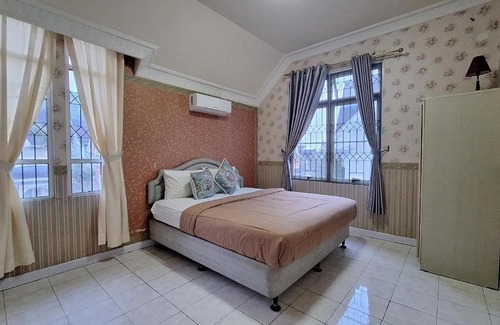 Cipanas Hotel | villa puncak bogor by GO puncak