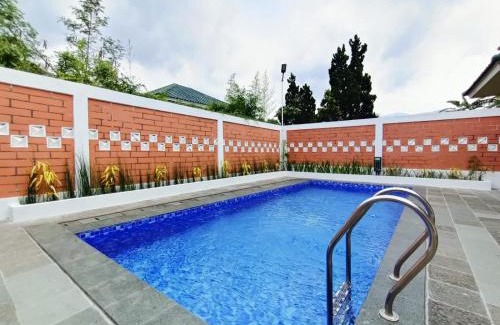 Cipanas Villa | Villa Puncak Resort Geulis 63