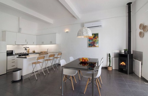Patroves House | Villa Rafa with Private Pool, Garden, Wi-Fi & A/C