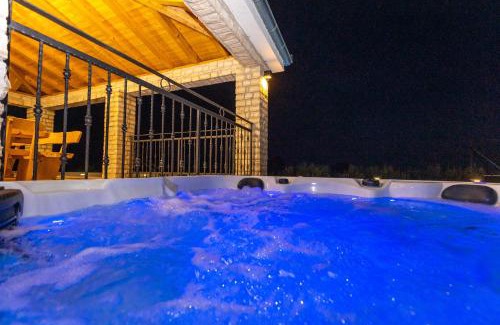 Gornji Zemunik Villa | Villa Relax with sauna & jacuzzi &gym