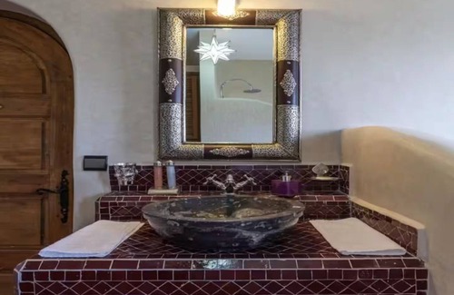 Ounagha House | Villa Riad Dharma
