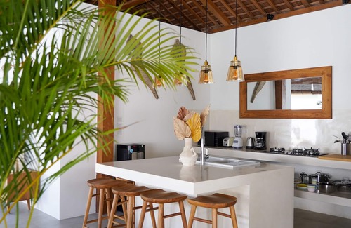 Laksmana Villa | Villa Riviera, an Exclusive 6BDR in the heart of Seminyak and close to the Beach
