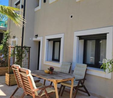 Saint-Paul-de-Vence Apartment | Villa Riviera