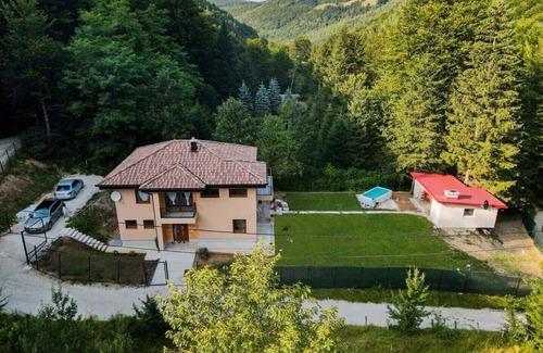 Sarajevo Canton House | Villa Rivus in Hadžići