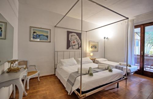 Roccamare Villa | Villa Rocca Mare by PosarelliVillas