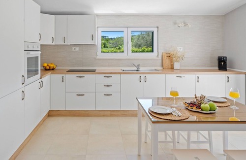 Tugare Villa | VILLA ROKO with 4 bedrooms, 32sqm heated pool, playground