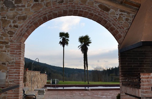 Arbucies Villa | Villa 'Romana Restaurada Entre' with Mountain View, Private Pool and Wi-Fi