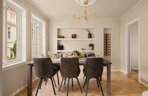 Sandviken House | Villa Rosé I 1890 - 2024 Reno I 15 min to Bryggen