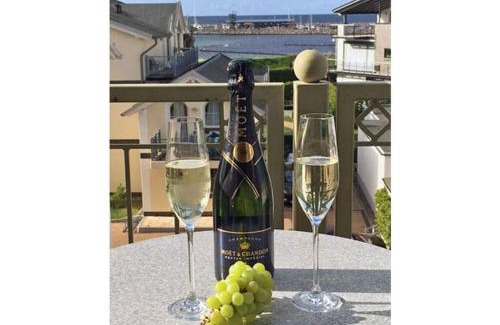 Glowe House | Villa Rosa 6 - Seagull's Nest