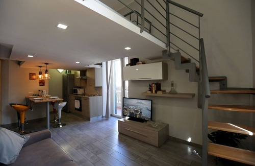 Bagnoli Apartment | VILLA ROSA - Apartment n. 1 "IRIS" (4 beds)