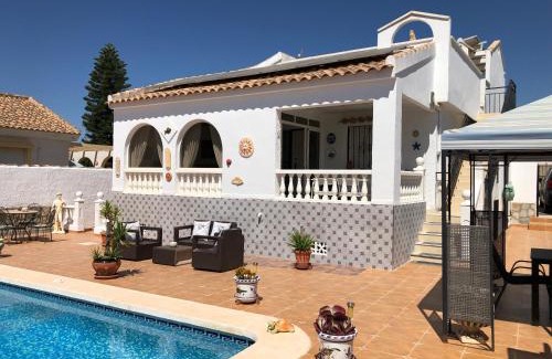 Pujaire Villa | Villa Rosa