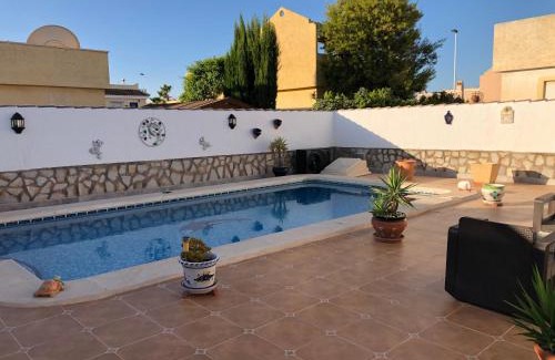 Pujaire Villa | Villa Rosa