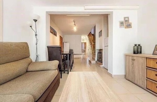 Les Tres Cales House | Villa Rosa, near the beach, bbq and private pool.