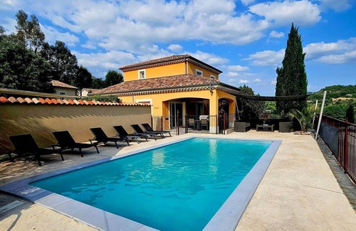 Saint-Maurice-dʼArdeche Villa | Villa Syrah - private pool and terrace