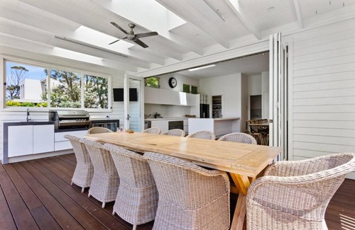 Sorrento House | VILLA SAIL - Location, Luxury and Lifestyle