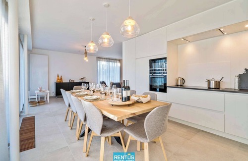 Nieuwpoort House | Villa Sailing-large luxury house in quiet location