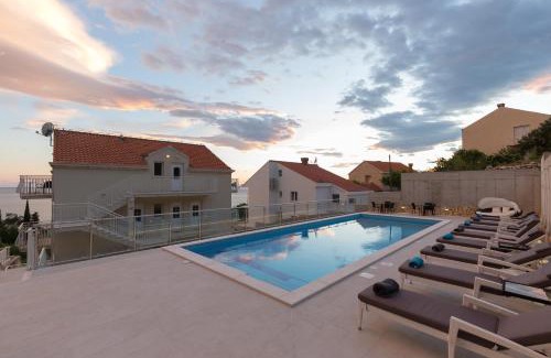 Plat House | Villa Samba