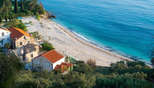 Plat House | Villa Samba