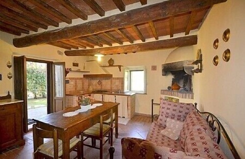 Castiglion Fiorentino House | Villa Sandia C: A cozy and welcoming apartment.