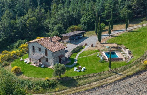 Castiglione d'Orcia Villa | Villa San Michele - Villa with swimming pool in Orcia Valley, Tuscany