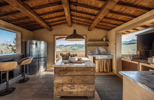 San Gimignano Villa | Villa Sarah Luxury Villa a San Gimignano 5 room en suite swimming pool spa
