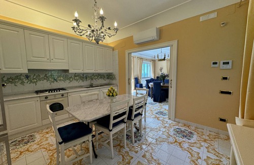 Sant'Agnello Villa | Villa Saran, amazing seafront in Sorrento center