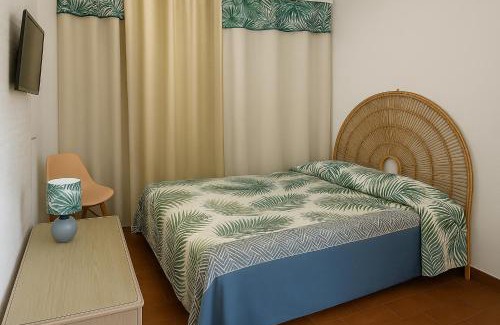 Schoelcher Apartment | Villa Schœlcher, vue sur mer a 3 min à pied, avec piscine