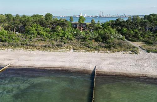 Hohe Dune Apartment | Villa Schmidt - Strandhaus direkt am Meer mit Sauna, Sport und Dünengarten III