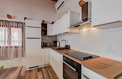 Postup Villa | Villa Sea Edge - Three Bedroom Villa with Sea View
