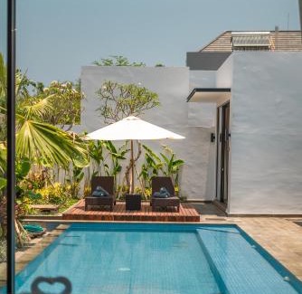 Nakula Villa | Villa Selikur 1 - Spacious 3BR Villa in Seminyak! Perfect location!