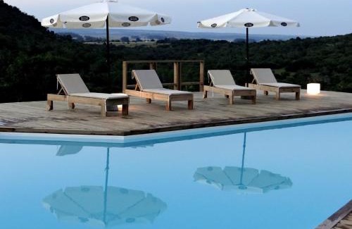 Maldonado Department Hotel | Villa Serrana - Mesón de las cañas