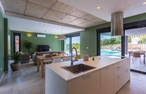 Salatic Villa | Villa Silente