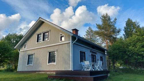 Sinetta Ski Chalet | Villa SinettäStar- Traditional Lapland Chalet