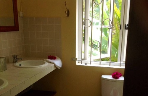 Tombeau Bay Apartment | Villa Sirandane, Baie Du Tombeau