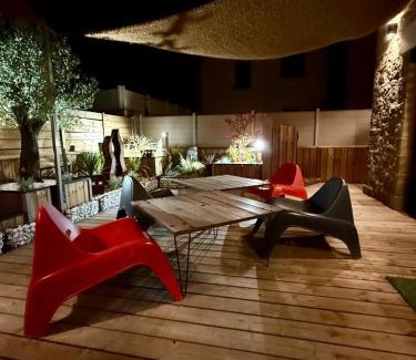Brive-la-Gaillarde House | Villa Sirey & SPA - Design - Centre-ville - Jacuzzi & Sauna