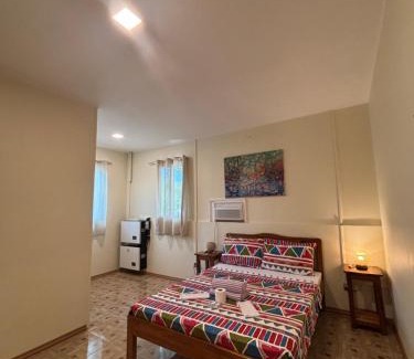 Puerto Princesa House | Villa Skanderbeg Guest House Talaudyong Beach