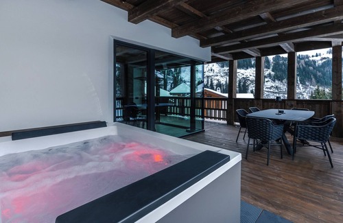 Selva di Val Gardena Apartment | Villa Sofia Apartment 'F' with Mountain View, Private Terrace and Wi-Fi