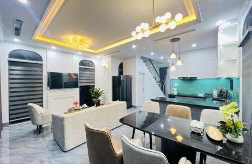 Van Don Apartment | Villa Sonasea Vân Đồn by Deluxe Stay