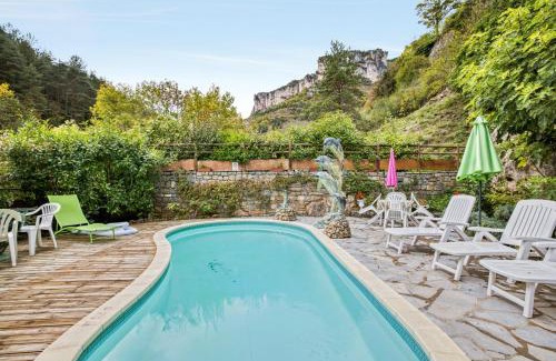 Saint-Pierre-des-Tripiers Villa | Villa spacieuse à Saint-Pierre-des-Tripiers avec piscine privée