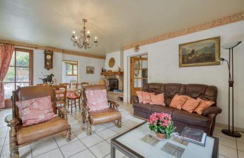 Saint-Pierre-des-Tripiers Villa | Villa spacieuse à Saint-Pierre-des-Tripiers avec piscine privée