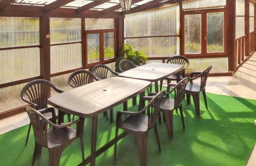 Briare Villa | Villa spacieuse à Briare avec piscine privée et activités